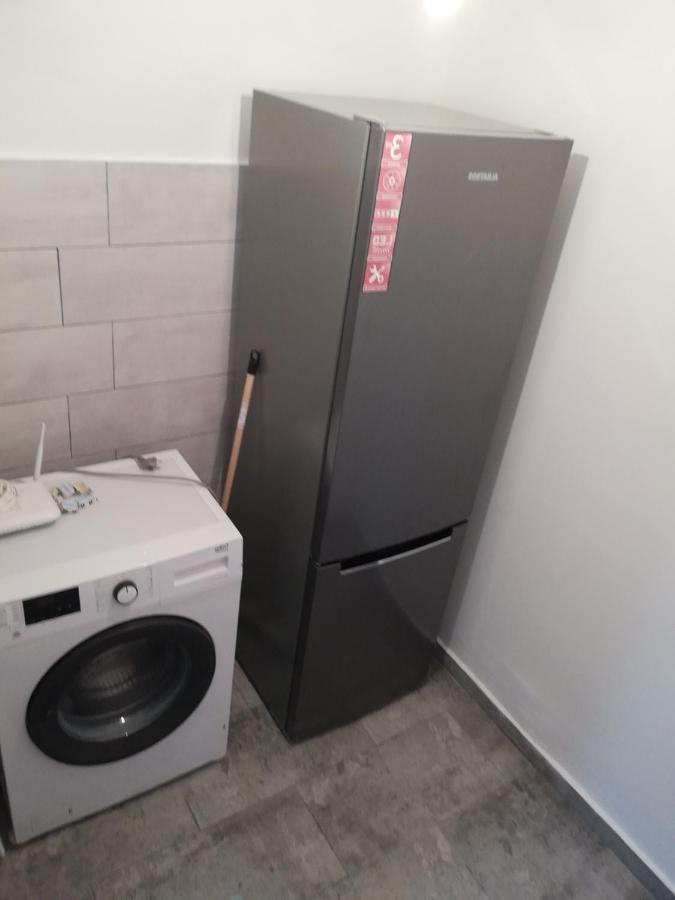 Apartament Brezoi Apartman Kültér fotó