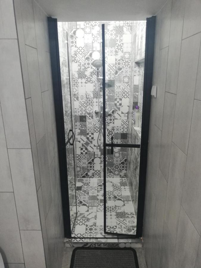 Apartament Brezoi Apartman Kültér fotó