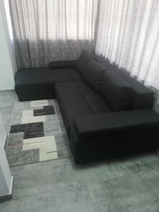 Apartament Brezoi Apartman Kültér fotó