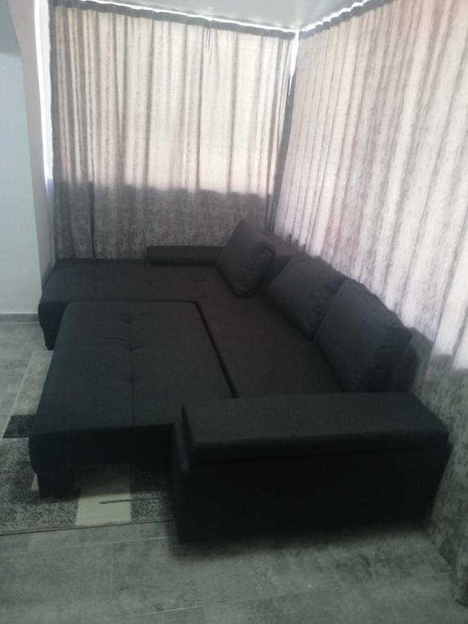 Apartament Brezoi Apartman Kültér fotó